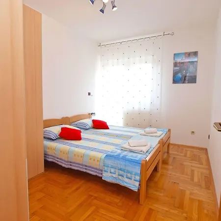 Apartmán Emil 596 Štinjan