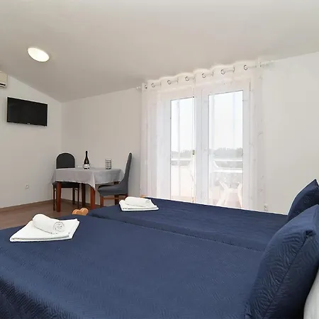 Apartmán Emil 596