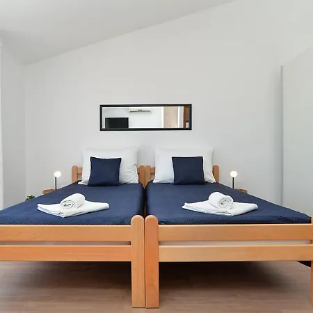 Apartment Emil 596 *